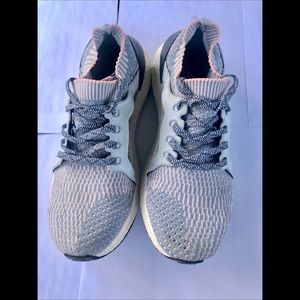 Adidas Ultra Boost Women’s Size 8